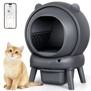 Cumridge self-cleaning litter box in a home setting — designed for multi-cat households